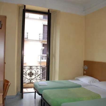 Verona Hotel *